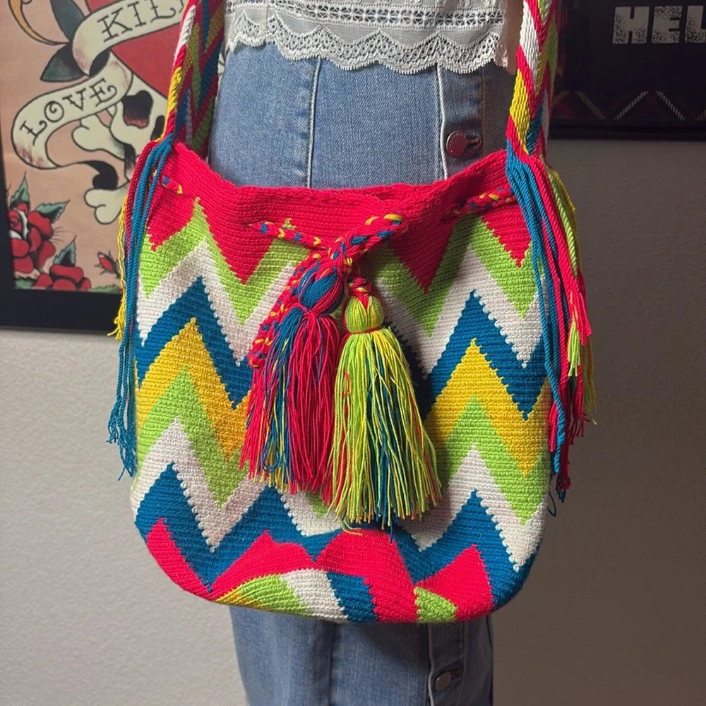 Columbian Handmade Knitted Bucket Bag
